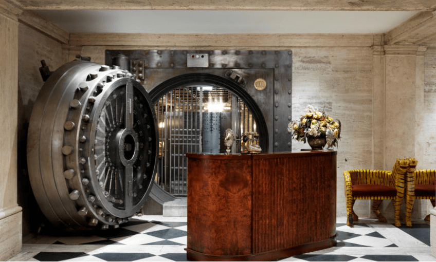"The Vault" Hotel the Ned
