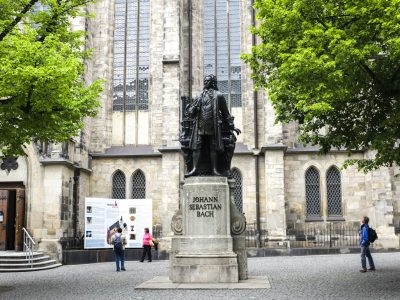 Johann Sebastian Bachs statue n leipzig