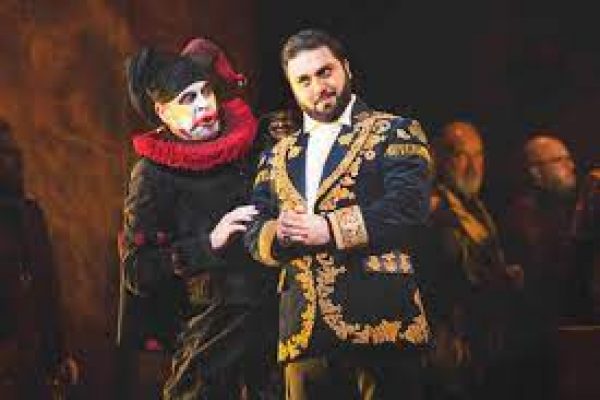 Rigoletto - hertugen af Mentua sammen med sin hofnar